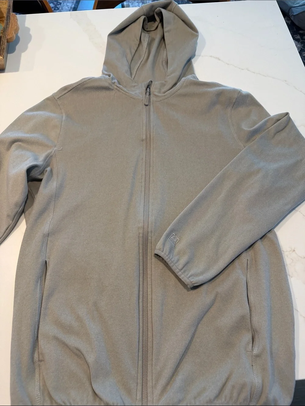 Avalanche Men's Beige Full-Zip Hooded Jacket size medium - like new condition!
